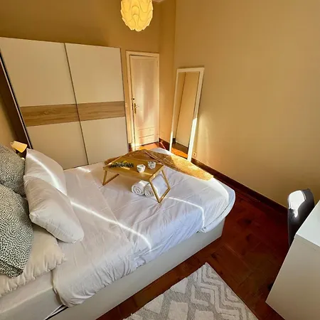 Pedestrian Center 5 With Balcony Apartment Vigo